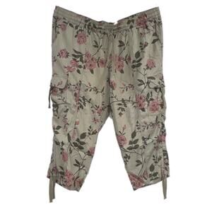 Lane Bryant 22/24 Greige & Pink Cropped Cargo Pants NWT